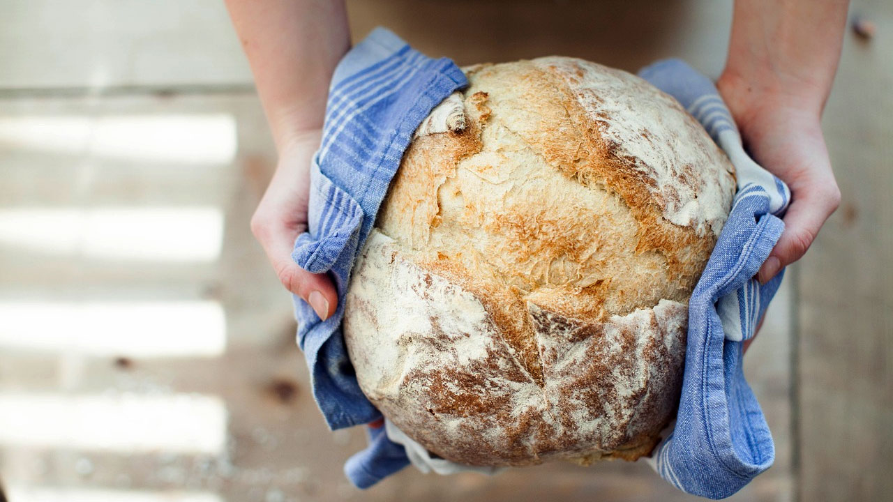 16 октября — всемирный день хлеба.
